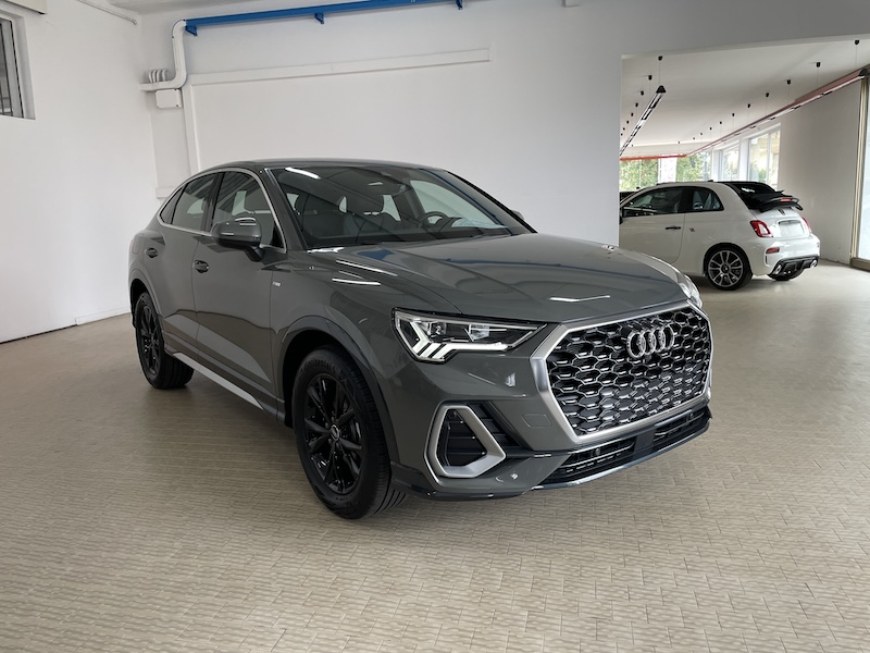 Audi Q3 Sportback 35TDI S-Tronic S-Line Km0 Grigio Chronos Km0 - immagine 6