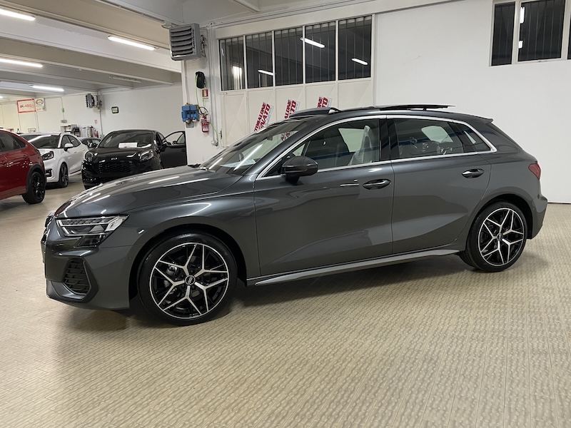 Audi A3 Sportback 35TDI S-Tronic S-Line Km0 Tetto apribile Newmodel km0 - immagine 2