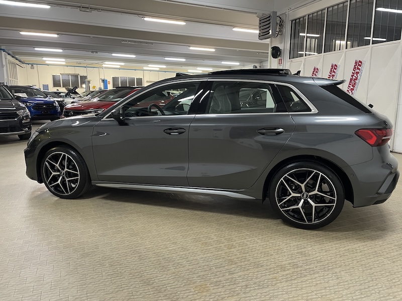 Audi A3 Sportback 35TDI S-Tronic S-Line Km0 Tetto apribile Newmodel km0 - immagine 3