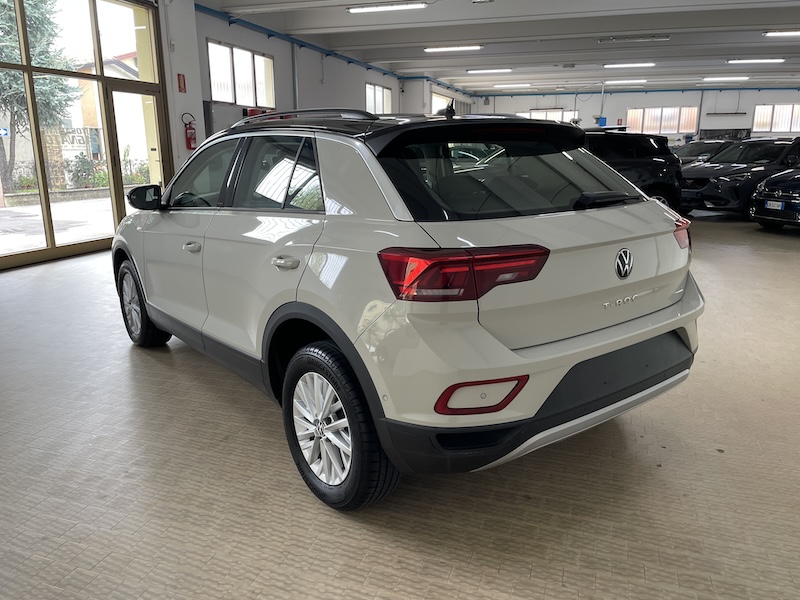 VW T-Roc 1.0 110cv Life Bicolor Newmodel - immagine 6