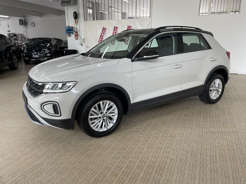 VW T-Roc 1.0 110cv Life Bicolor Newmodel - immagine 9