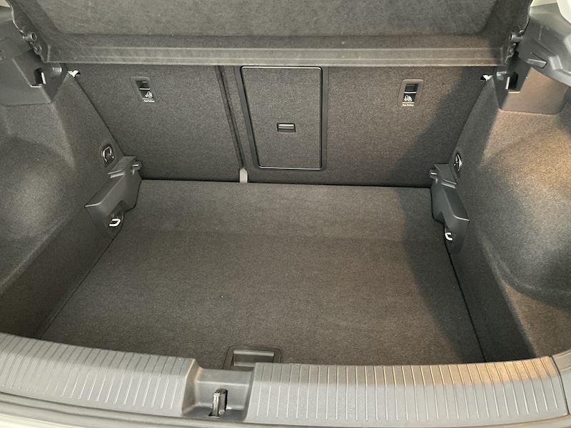 VW T-Roc 1.0 110cv Life Bicolor Newmodel - immagine 17
