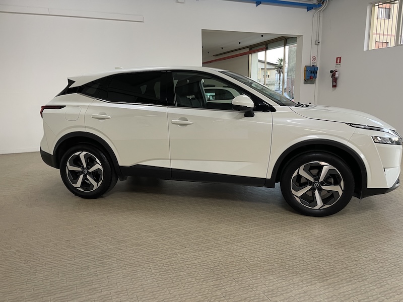 Nissan Qashqai 1.3mhev N-Connecta 158cv xtronic  2024 - immagine 8