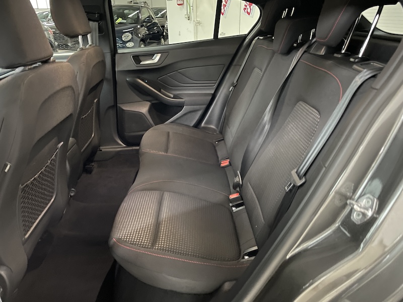 Ford Focus 1.0 Ecoboost hybrid 125cv ST-Line - immagine 13