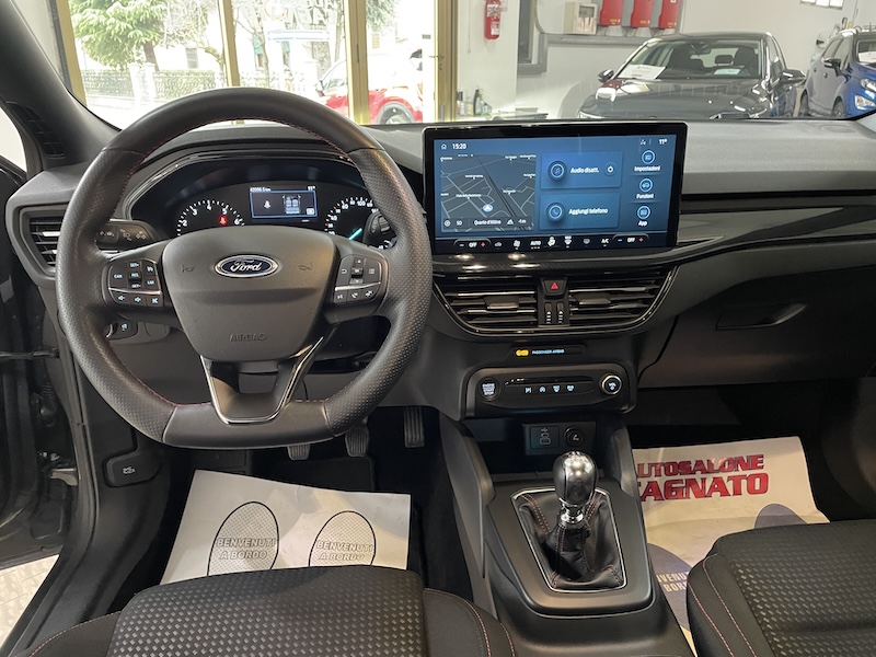 Ford Focus 1.0 Ecoboost hybrid 125cv ST-Line - immagine 14