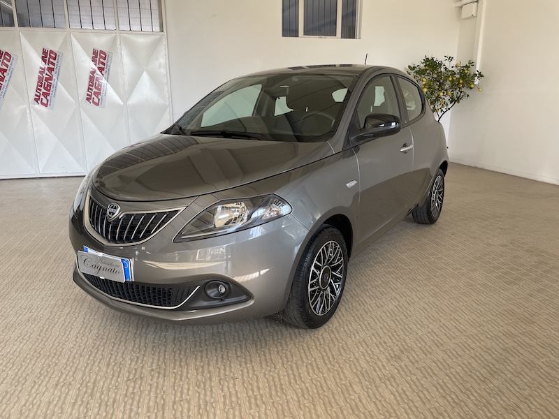 Lancia Ypsilon 1.0 FireFly 70cv 5p. Hybrid PLATINO 2024 - immagine 2