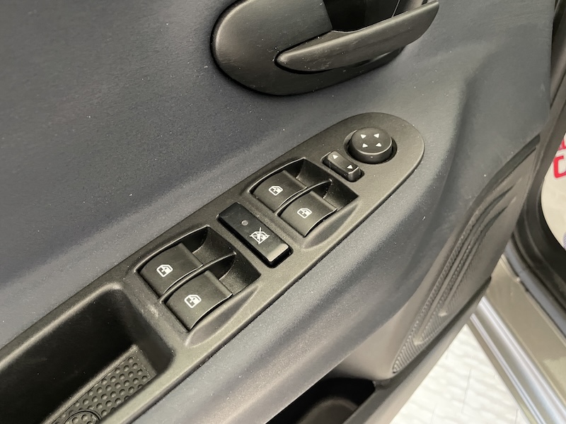 Lancia Ypsilon 1.0 FireFly 70cv 5p. Hybrid PLATINO 2024 - immagine 12