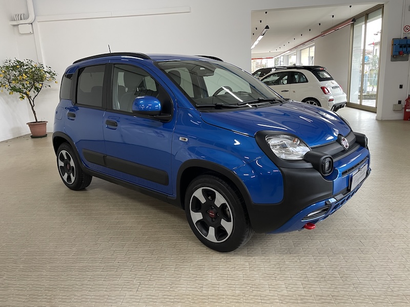 Fiat Panda 1.0 FireFly 70cv 5p. Hybrid Cross 2024