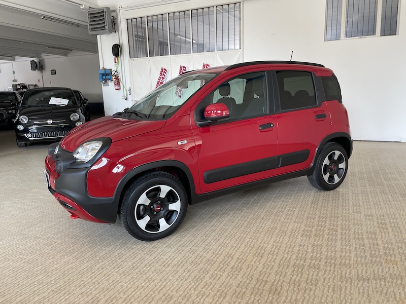 Fiat Panda 1.0 FireFly 70cv 5p. Hybrid Cross 2024