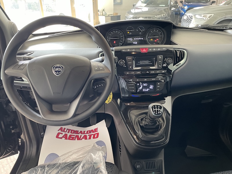 Lancia Ypsilon 1.0 FireFly 70cv 5p. Hybrid ORO Km0 Km0+Clima autom. - immagine 11