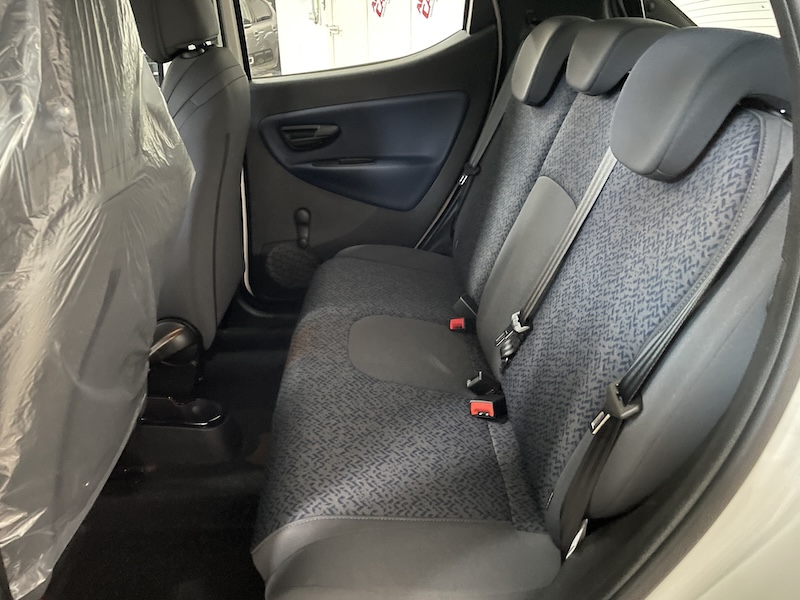 Lancia Ypsilon 1.0 FireFly 70cv 5p. Hybrid ORO Km0+Clima autom.+Sensori - immagine 10