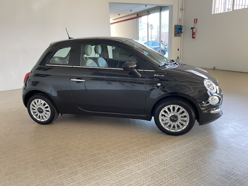 Fiat 500 1.0 Hybrid Dolcevita km 17000 - immagine 8