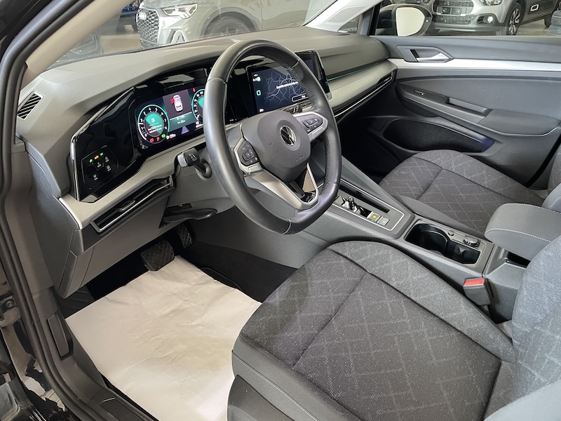 VW Golf 8 1.0 110cv eTSI Evo Life+Cerchi17+Luci Soffuse+Appconnect - immagine 10