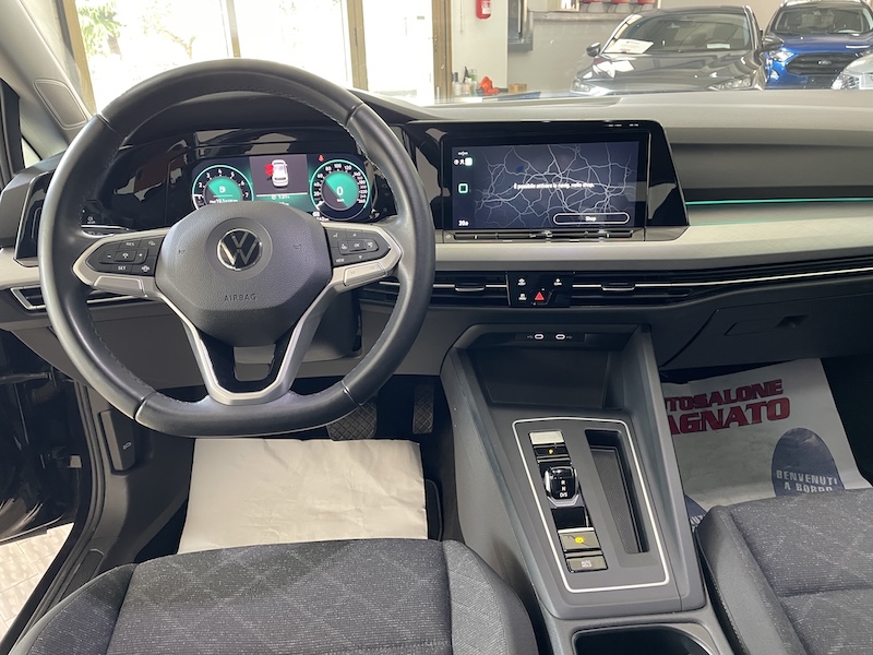 VW Golf 8 1.0 110cv eTSI Evo Life+Cerchi17+Luci Soffuse+Appconnect - immagine 12