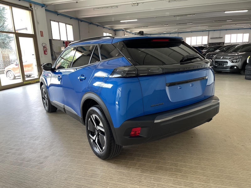Peugeot 2008 1.2 100cv Allure 2024 - immagine 4