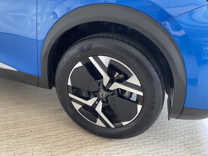 Peugeot 2008 1.2 100cv Allure 2024 - immagine 11