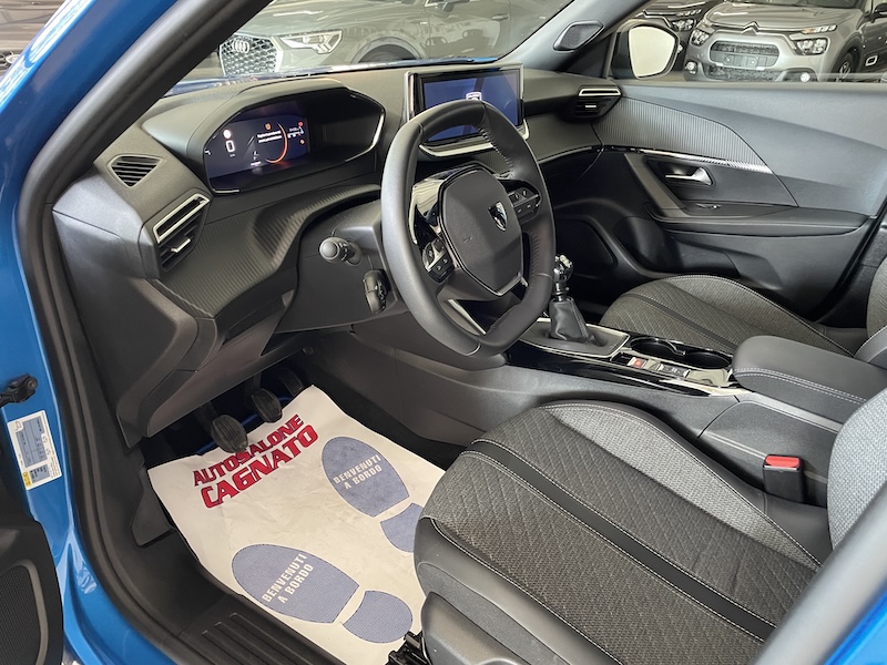 Peugeot 2008 1.2 100cv Allure 2024 - immagine 12