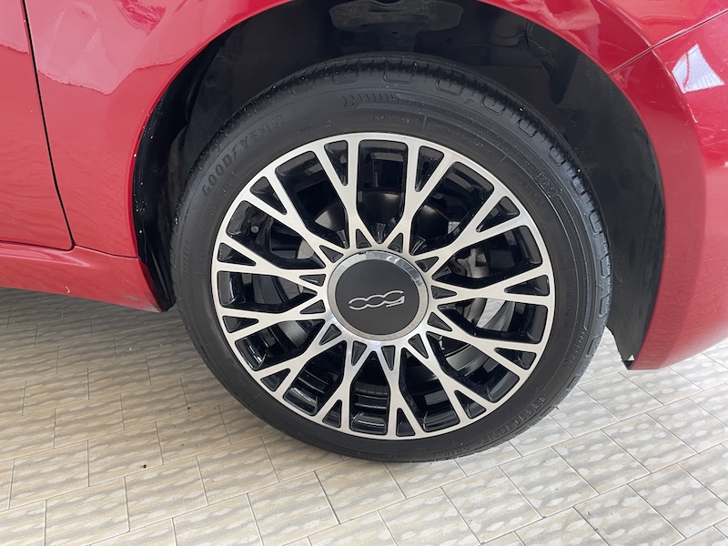 Fiat 500 1.0 Hybrid 2024 Sensori+Cerchi 16" - immagine 10