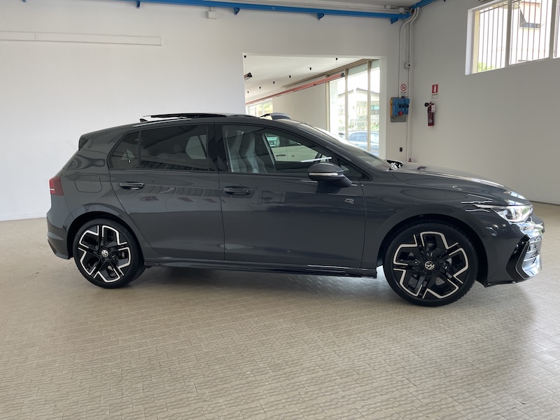 VW GOLF 2.0TDI 150cv DSG R-Line 30 Years Km0 Tetto apribile - immagine 9