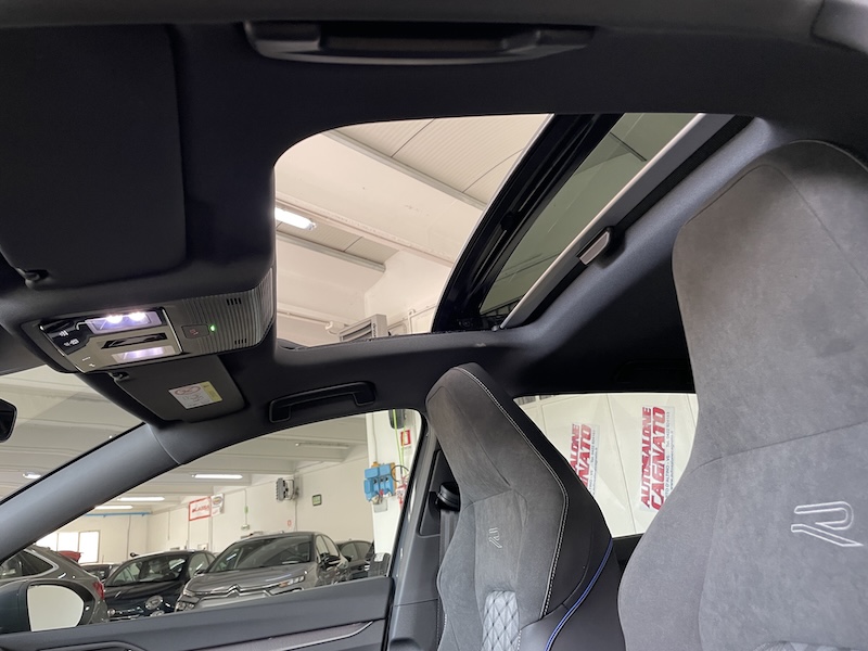 VW GOLF 2.0TDI 150cv DSG R-Line 30 Years Km0 Tetto apribile - immagine 14