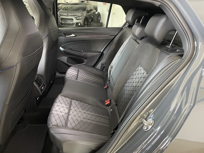 VW GOLF 2.0TDI 150cv DSG R-Line 30 Years Km0 Tetto apribile - immagine 15