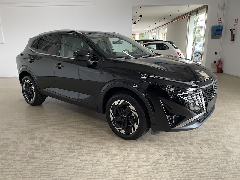 Nissan Qashqai 1.3mhev N-Connecta 158cv xtronic  2025 KM0