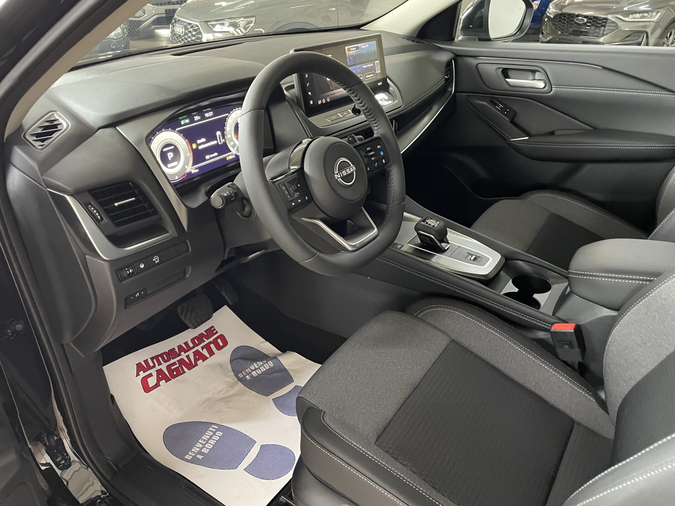 Nissan Qashqai 1.3mhev N-Connecta 158cv xtronic  2025 KM0 - immagine 12