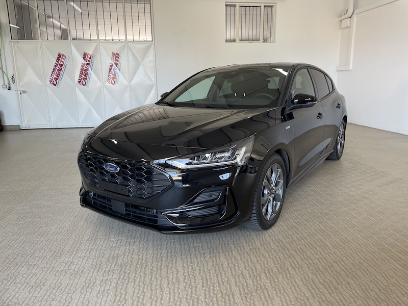 Ford Focus 1.5 Ecoblue 115cv Automatic ST-Line 5 porte 2024 - immagine 3