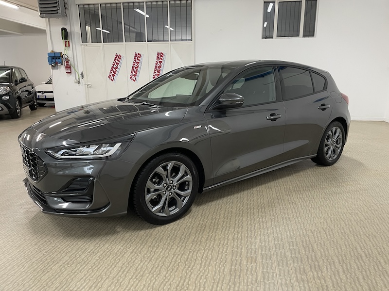 Ford Focus 1.5 Ecoblue 115cv Automatic ST-Line 5 porte 2024 - immagine 9