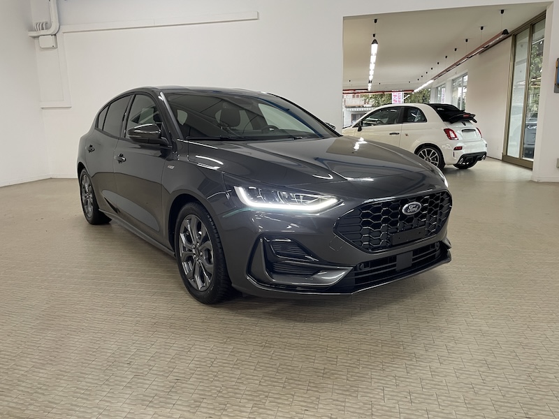 Ford Focus 1.5 Ecoblue 115cv Automatic ST-Line 5 porte 2024 - immagine 18