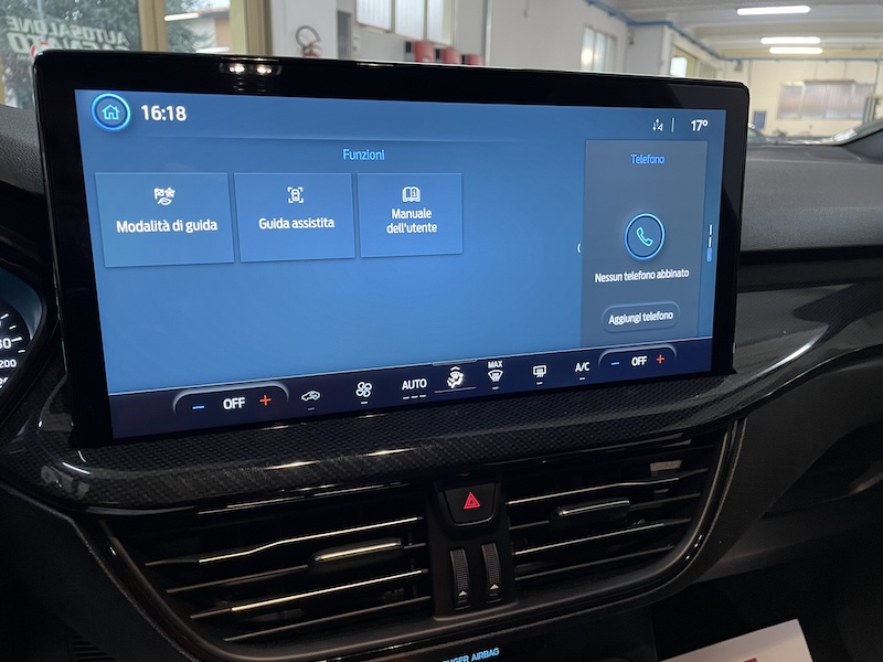 Ford Focus 1.5 Ecoblue 115cv Automatic ST-Line 5 porte 2024 - immagine 12