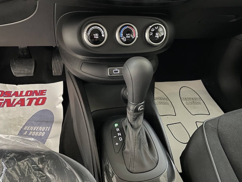 Fiat 500X 1.5 Hybrid DCT 130cv Km 0 Automatic - immagine 13