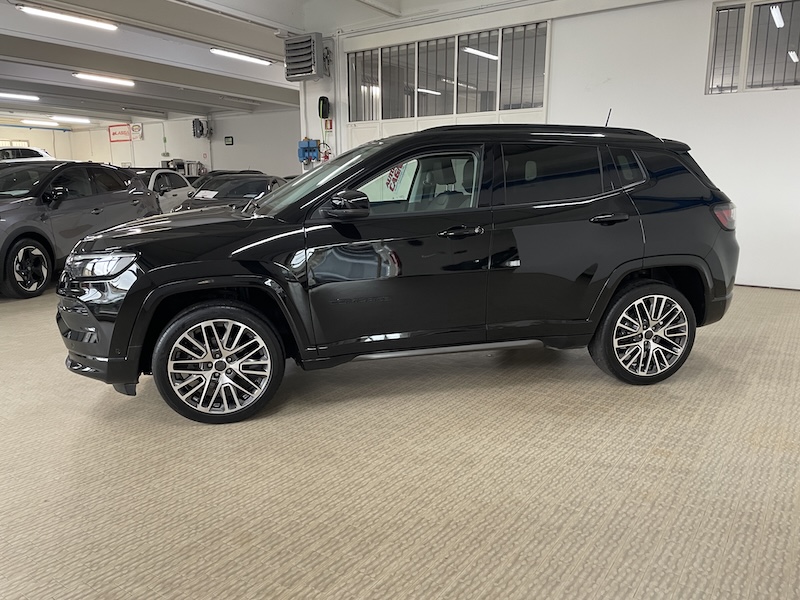 Jeep Compass 1.5 turbo mhev DCT 130cv Summit Km 9800 - immagine 2