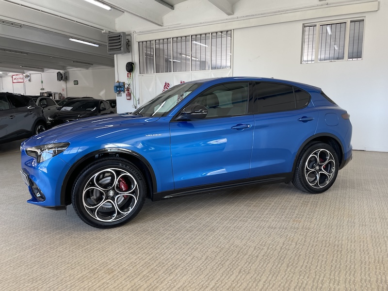 Alfa Romeo Stelvio 2.2 Veloce Q4 210cv Cerchi20-Pelle-Automatic 2024 - immagine 4