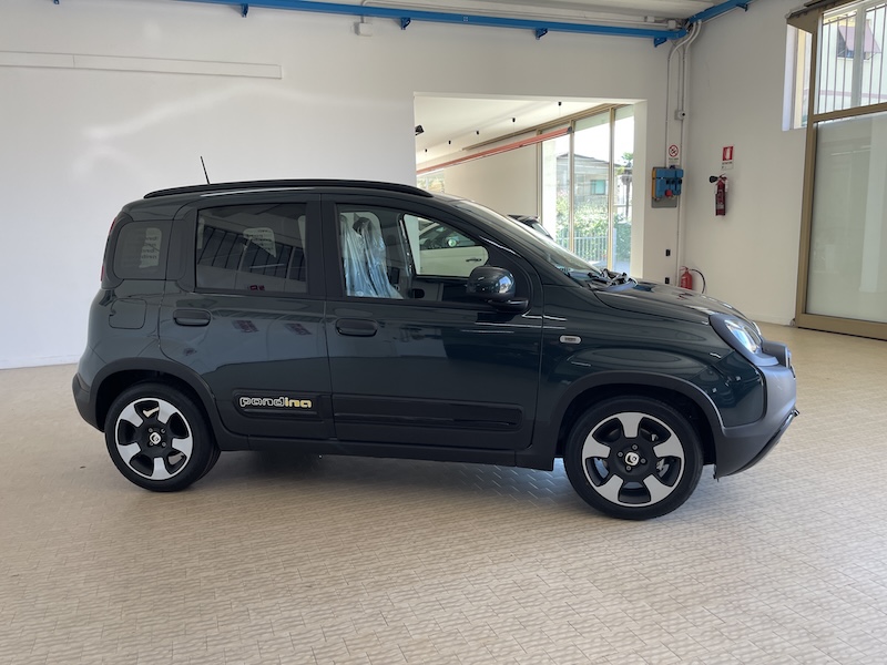Fiat Panda Pandina 1.0 Hybrid 70cv Cross Km0 Dark Green