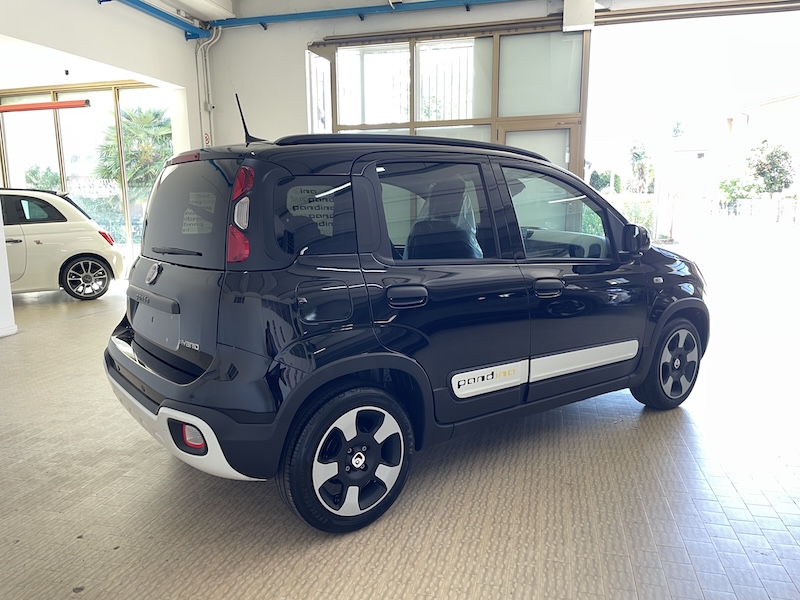 Fiat Panda Pandina 1.0 Hybrid 70cv Cross Km0 - immagine 9