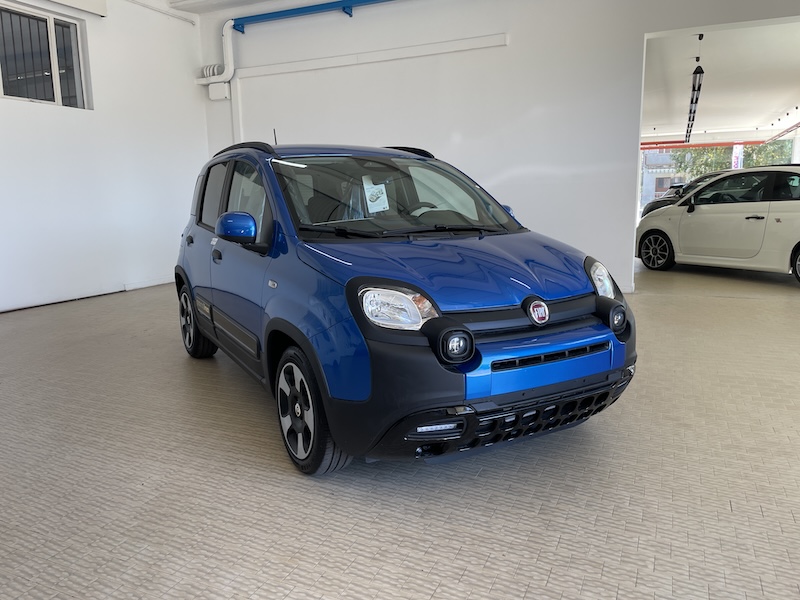 Fiat Panda Pandina 1.0 Hybrid 70cv Cross Km0 Blu Italia - immagine 3