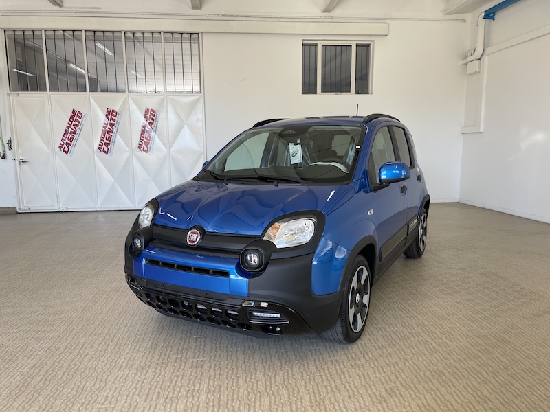 Fiat Panda Pandina 1.0 Hybrid 70cv Cross Km0 Blu Italia - immagine 4