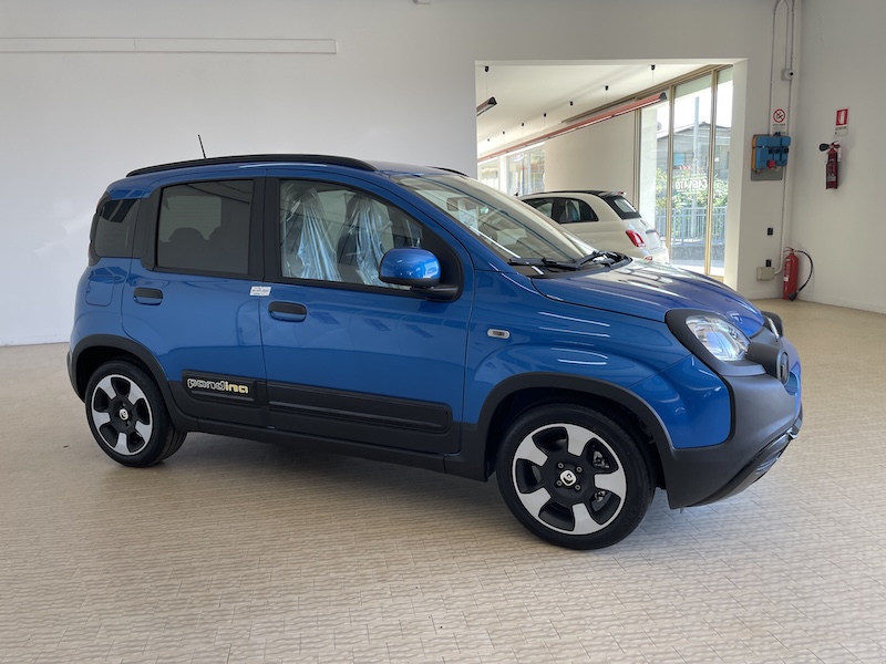 Fiat Panda Pandina 1.0 Hybrid 70cv Cross Km0 Blu Italia - immagine 8