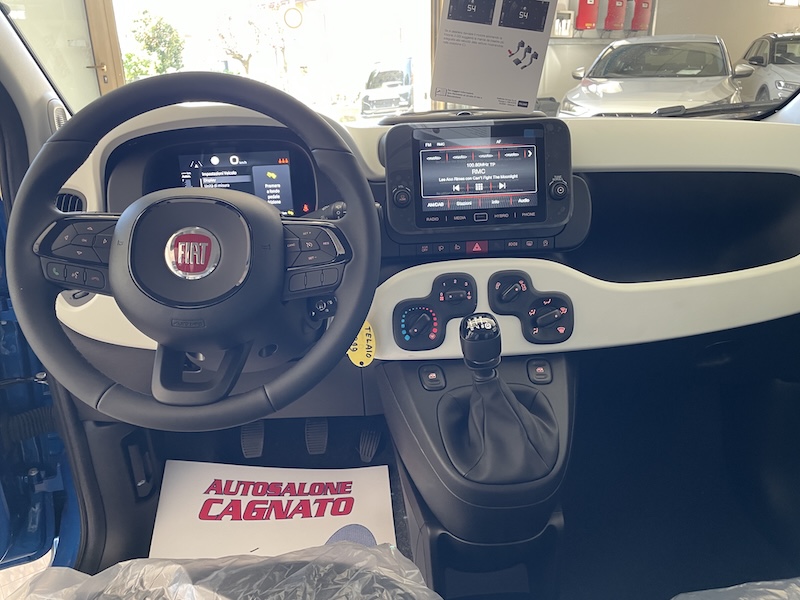 Fiat Panda Pandina 1.0 Hybrid 70cv Cross Km0 Blu Italia - immagine 12