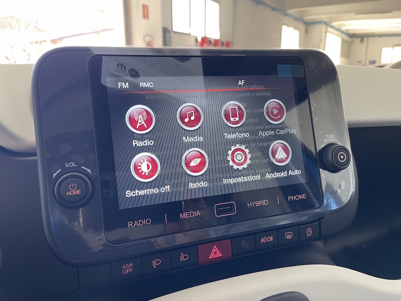 Fiat Panda Pandina 1.0 Hybrid 70cv Cross Km0 Blu Italia - immagine 15
