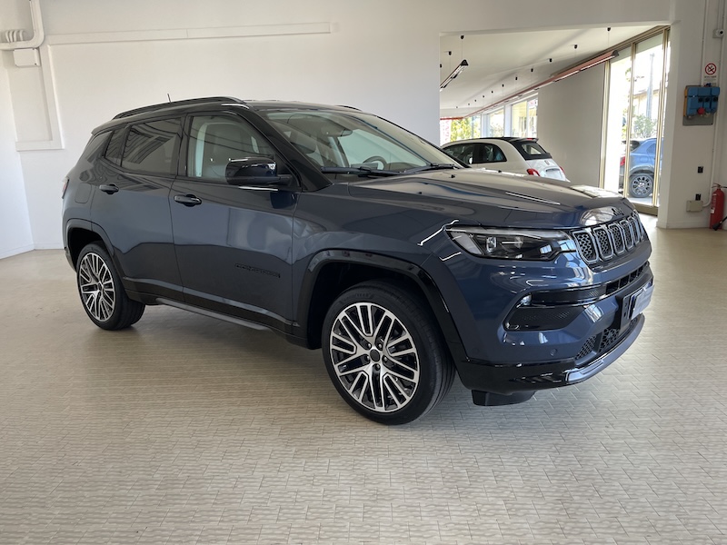 Jeep Compass 1.5 turbo mhev DCT 130cv Summit Bicolor Cerchi19-Pelle