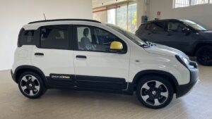 Fiat Panda Pandina 1.0 Hybrid 70cv Pack Cross 2025