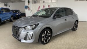 Peugeot 208 1.2 100cv Allure 2025 Km 13000-Neopatentati